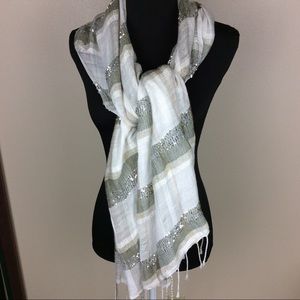 Loft Scarf Like New!